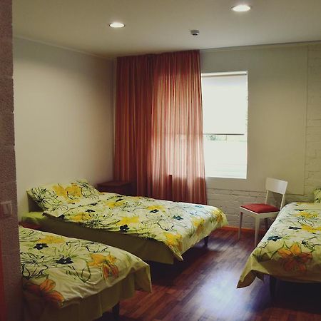 Saare Automatic Hostel Пярну Екстер'єр фото