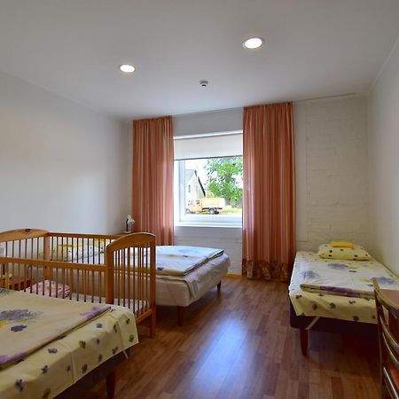 Saare Automatic Hostel Пярну Екстер'єр фото