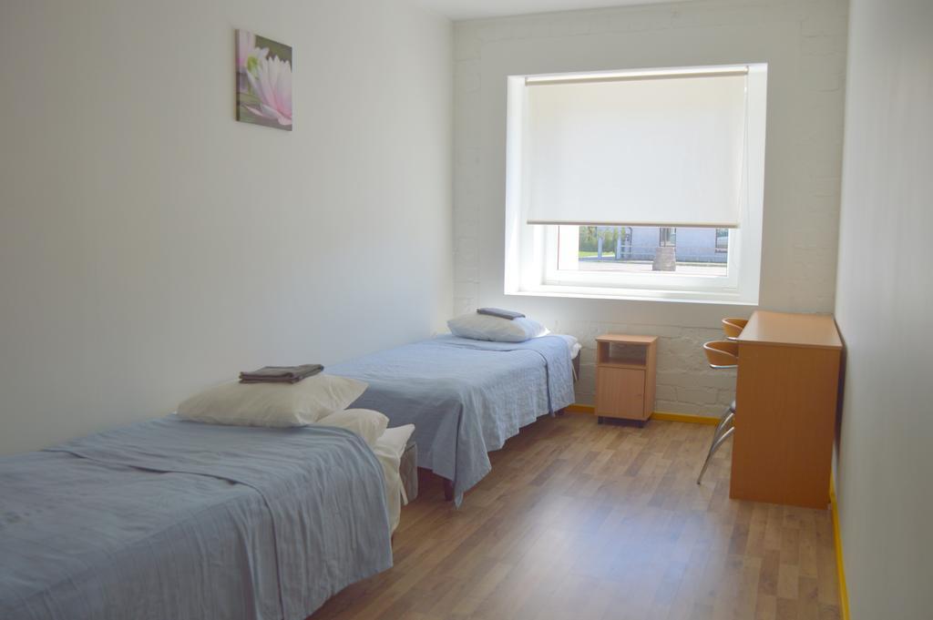 Saare Automatic Hostel Пярну Екстер'єр фото