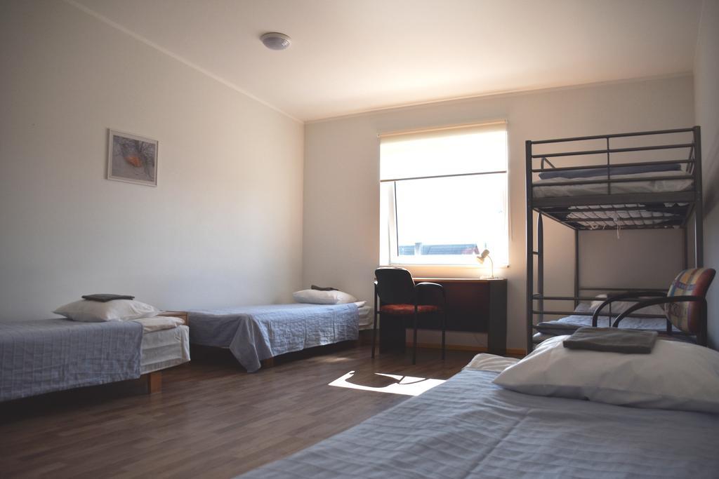 Saare Automatic Hostel Пярну Екстер'єр фото